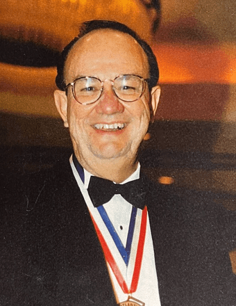 F. Tom Claxton Obituary